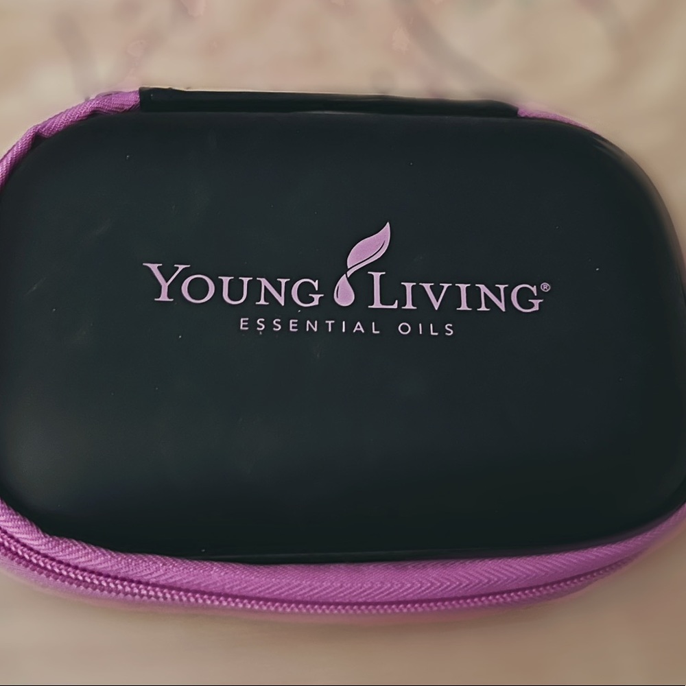 Young Living Essential Oil Carrier, Hard case, purple, holds 10 bottles